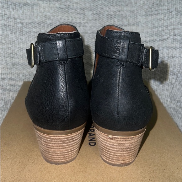 Lucky Brand Black Barimo Bootie.  Black Peep-Toe Heeled Bootie Size 9 - Picture 7 of 10